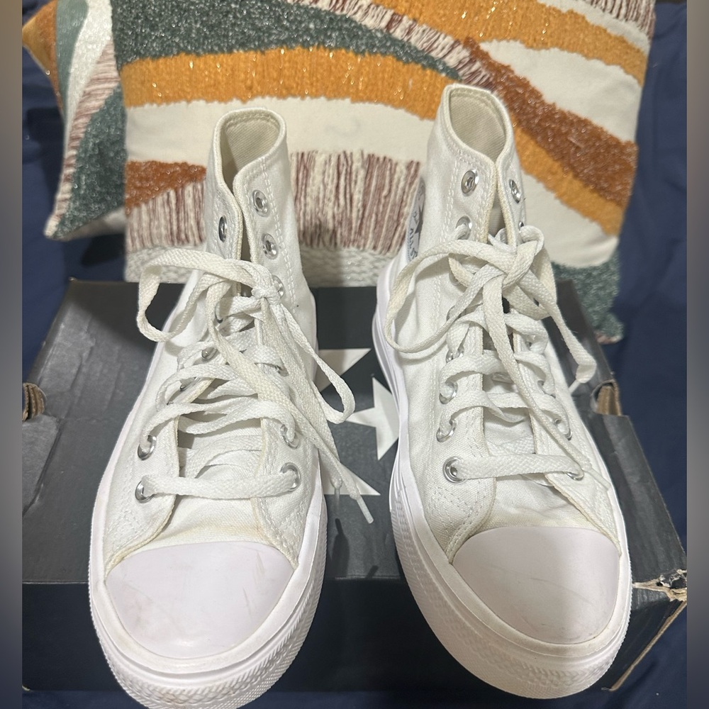 Converse Chuck Taylor All Star  Platform Hi Top Shoes Womens 7 - Picture 3 of 10